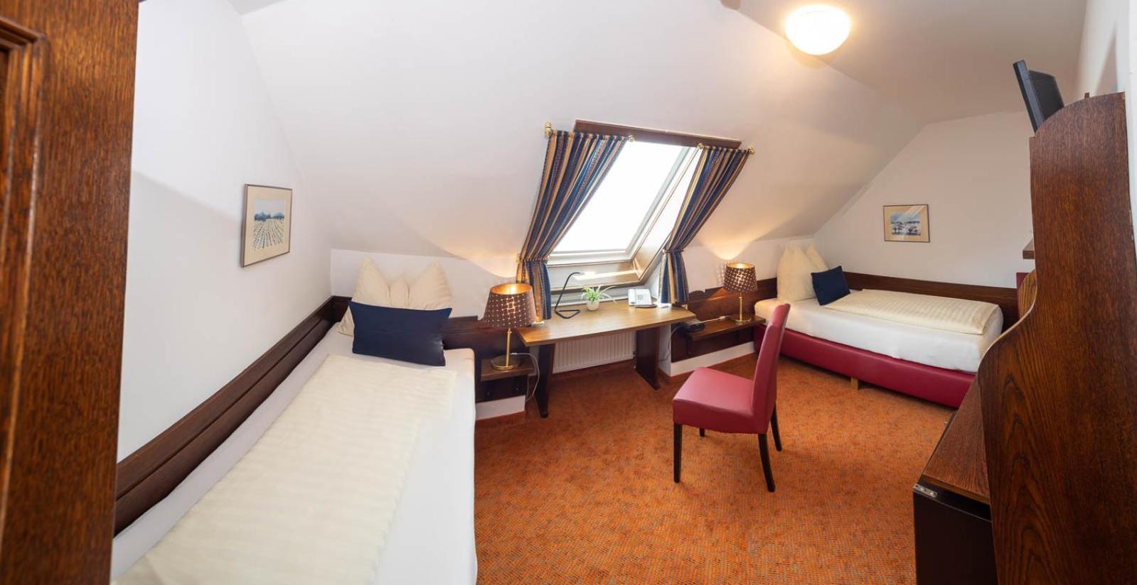 Hotel Schlair Кремсмюнстер Экстерьер фото